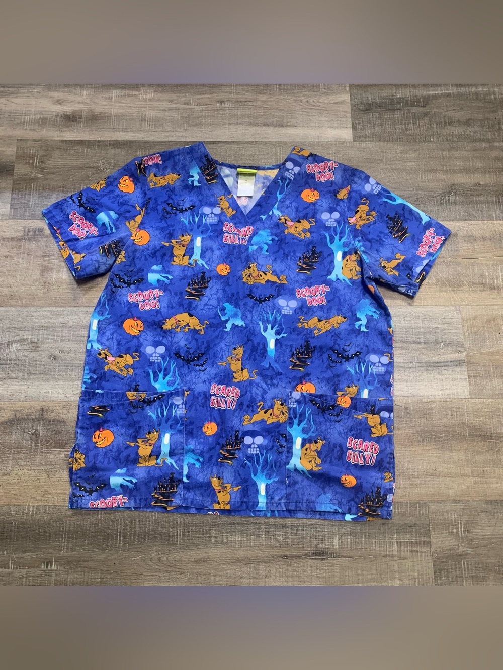 Scooby Doo Halloween Medical Nurse Scrub Top Size Medium